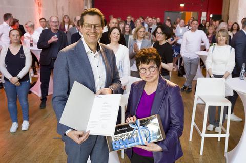 Britta Anger und OB Thomas Eiskirch