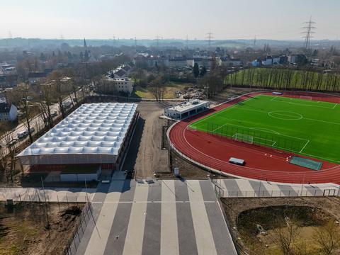 Freilufthalle auf dem Gelände vom Sportpark Lohrheide