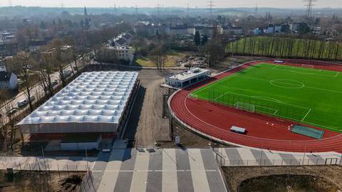 Freilufthalle auf dem Gelände vom Sportpark Lohrheide