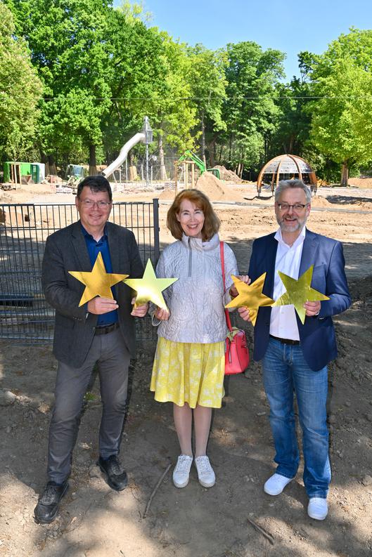 Von Links: Horst Fischer, Geschäftsführer IGA, Dr. Martina Oldengott (IGA) und Stadtbaurat Dr. Markus Bradtke.