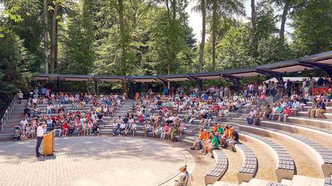 Vorhang auf für die komplett sanierte Waldbühne
