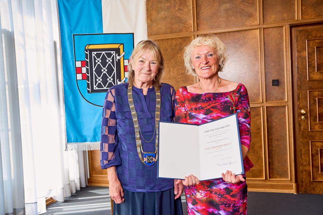 Verdienstkreuz für Veronika Brock-Frilling