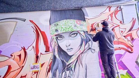 Graffiti-Jam verwandelt Tunnel in Kunst-Ort