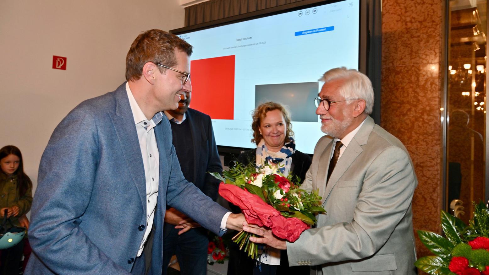 Thomas Eiskirch gratuliert Jörg Lukat