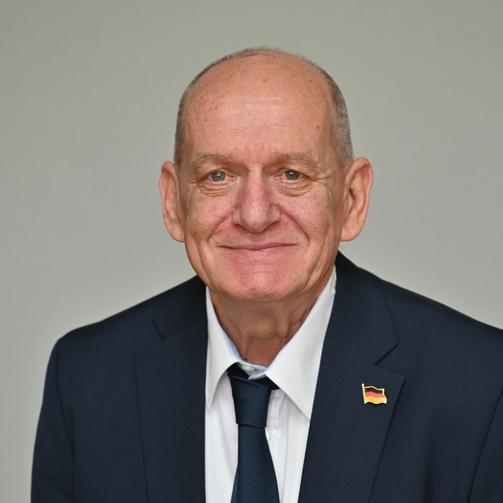 123 Bernhard Schneider