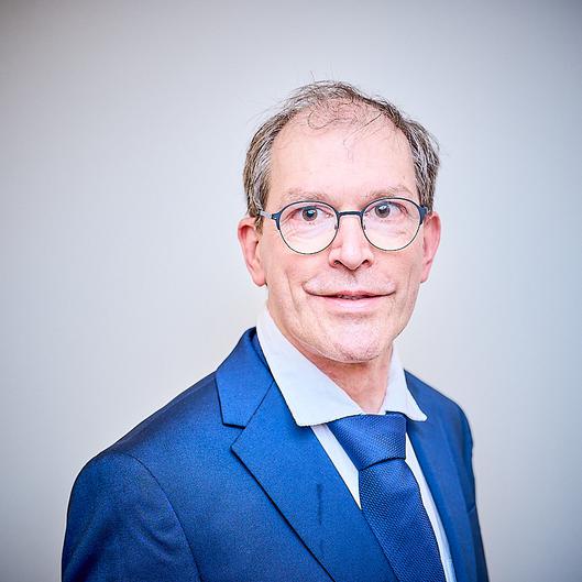 123  Alexander ReinischAlexander Reinisch