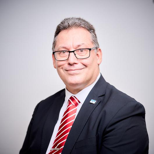 121  Olaf PetersOlaf Peters