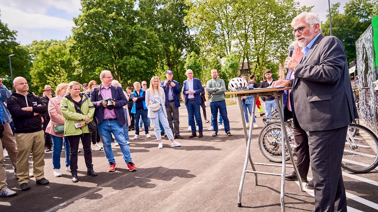 Eröffnung „Die Grüne Dickebank“: Neuer Sport- und Begegnungsort für Bochum-Wattenscheid