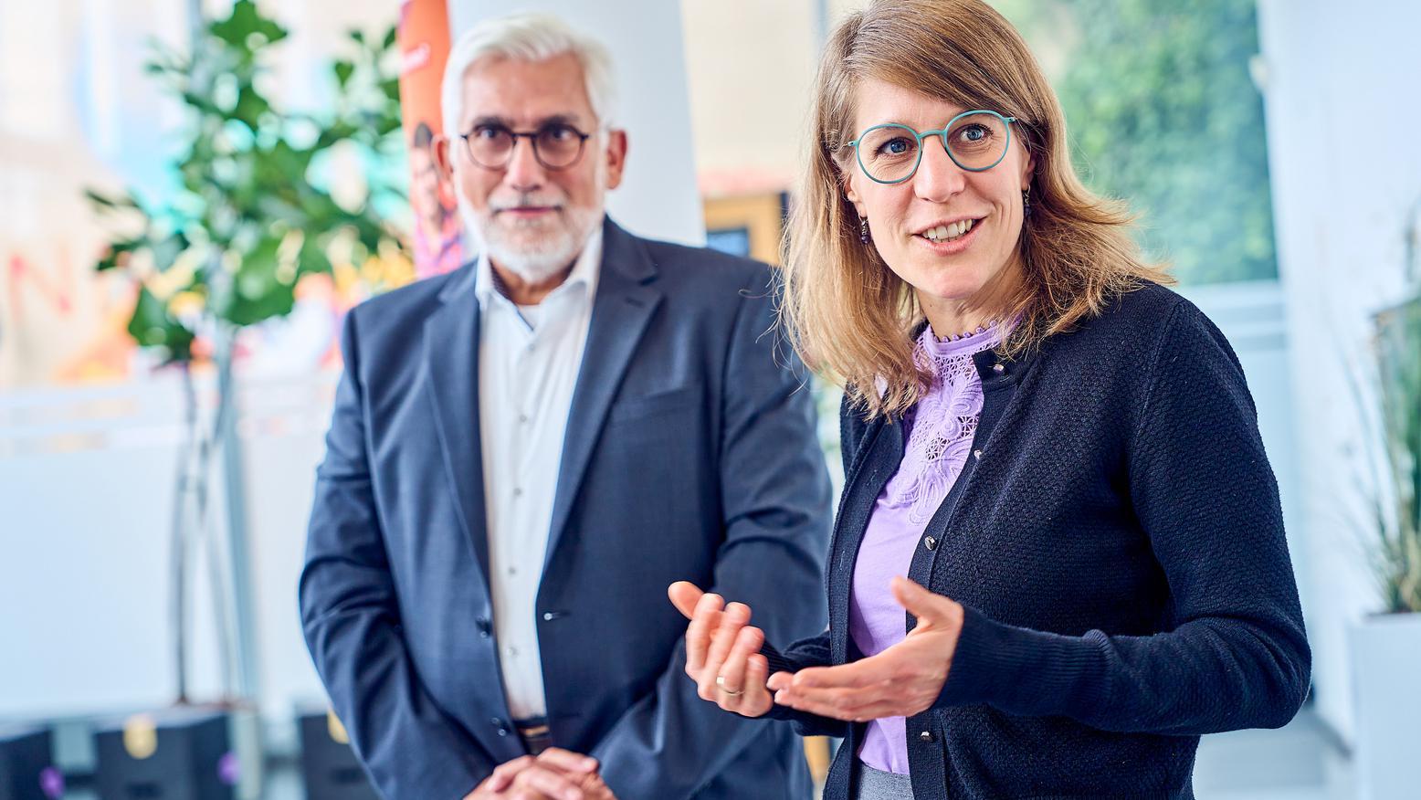 Oberbürgermeister Jörg Lukat und Ministerin Schäffer