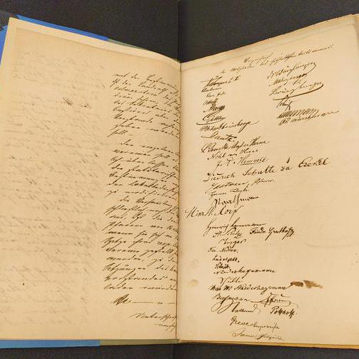 Das erste Versammlungsprotokoll mit Unterschriften der Gründungsmitglieder (30. September 1846)